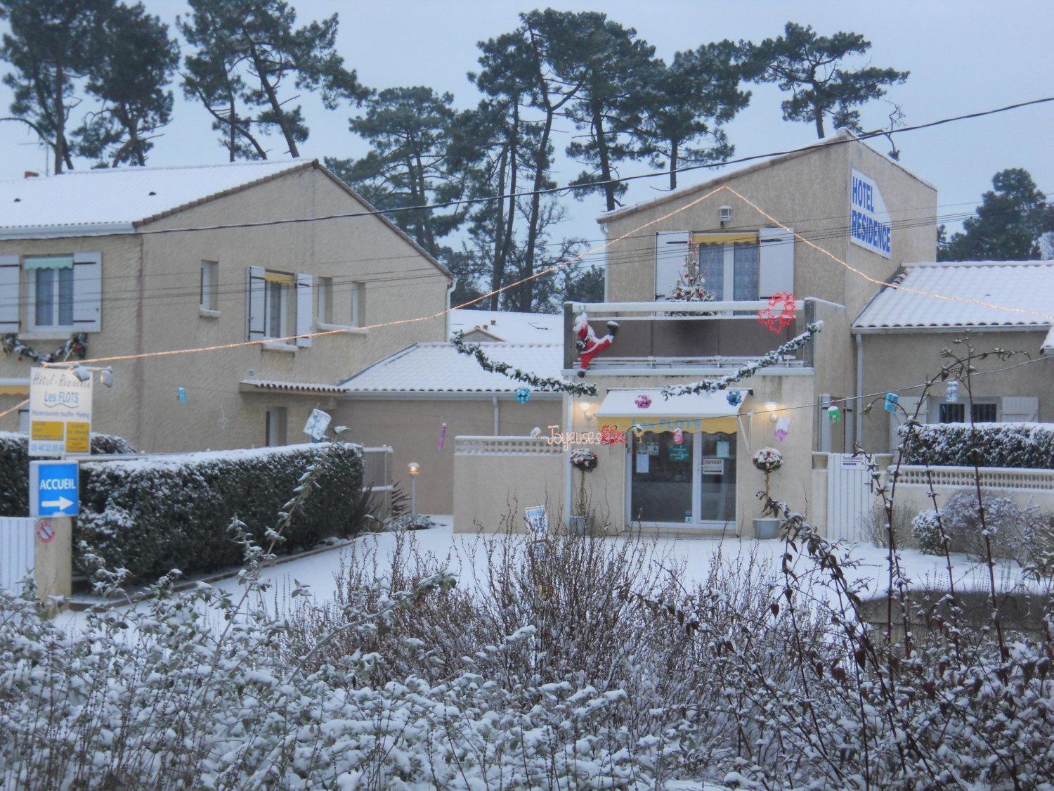 Hotel Residence Les Flots Saint-Palais-sur-Mer Buitenkant foto